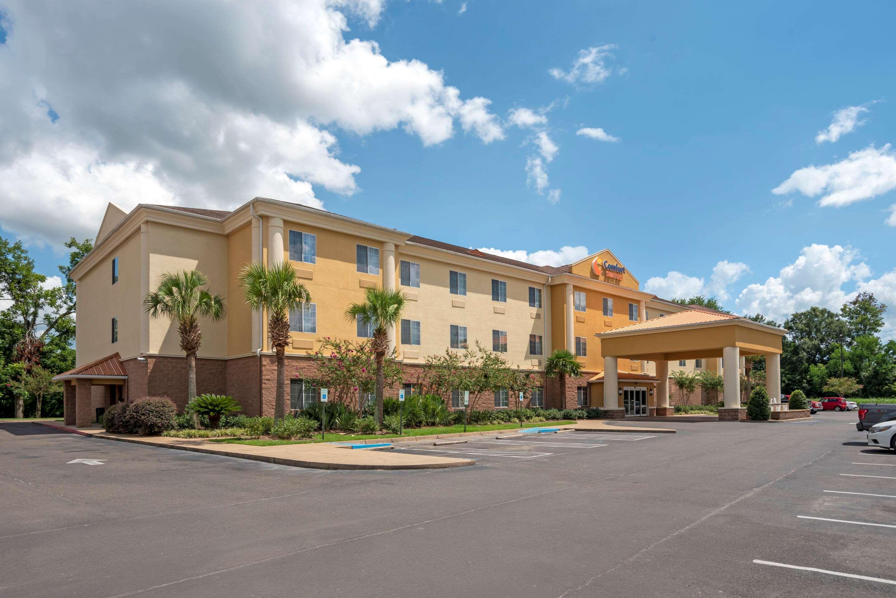 Comfort Suites Alexandria Exterior foto