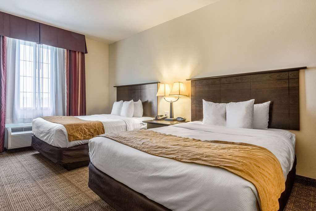 Comfort Suites Alexandria Quarto foto